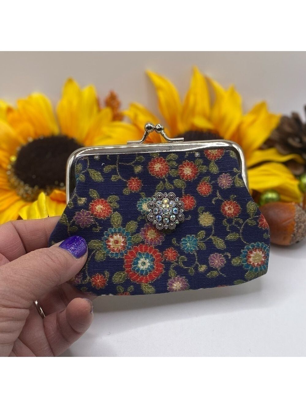 Dark Blue Snap Jewelry Change Purse.  Red flowers & Iridescent snap!